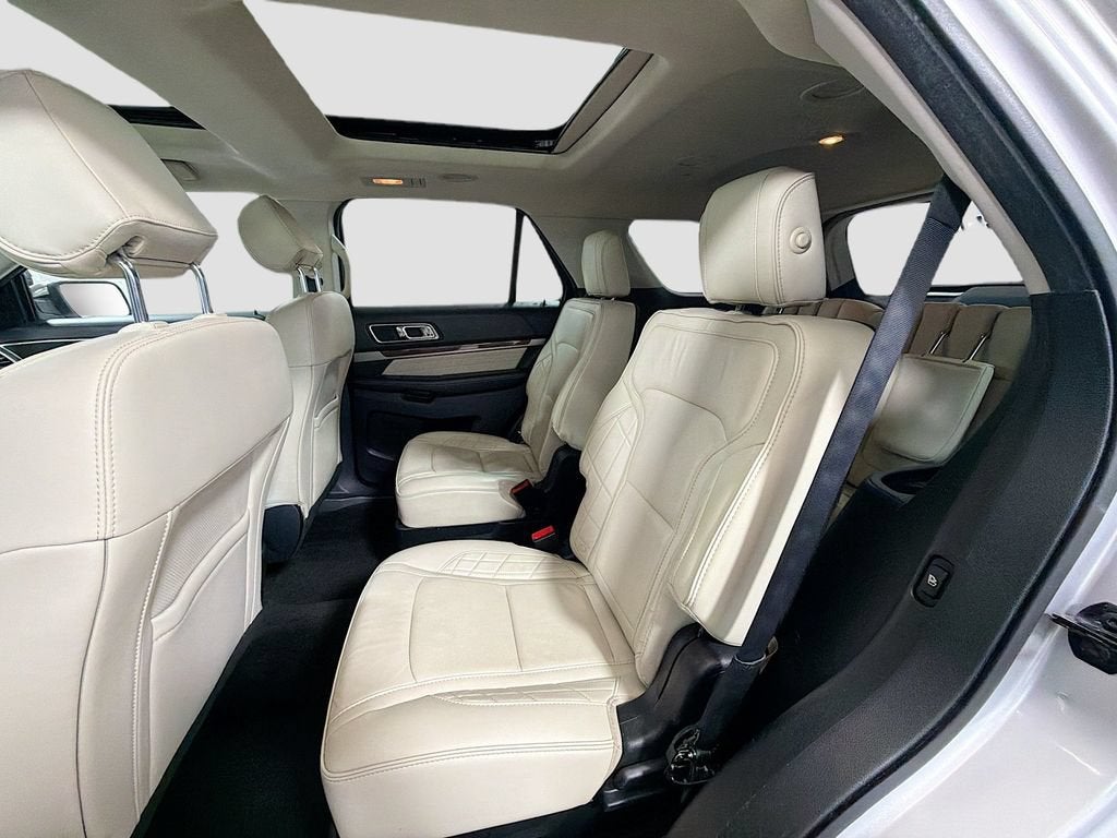 2017 Ford Explorer Platinum