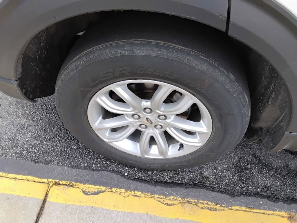 2020 Ford Explorer Base