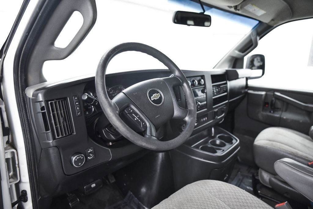 2018 Chevrolet Express Passenger 3500 LT