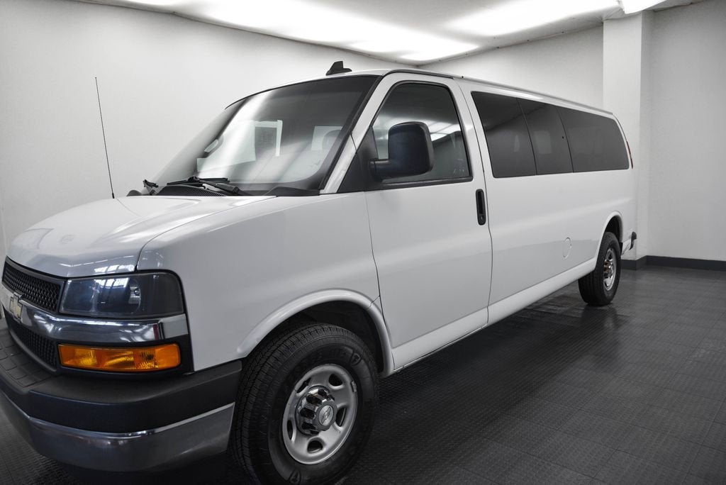 2018 Chevrolet Express Passenger 3500 LT