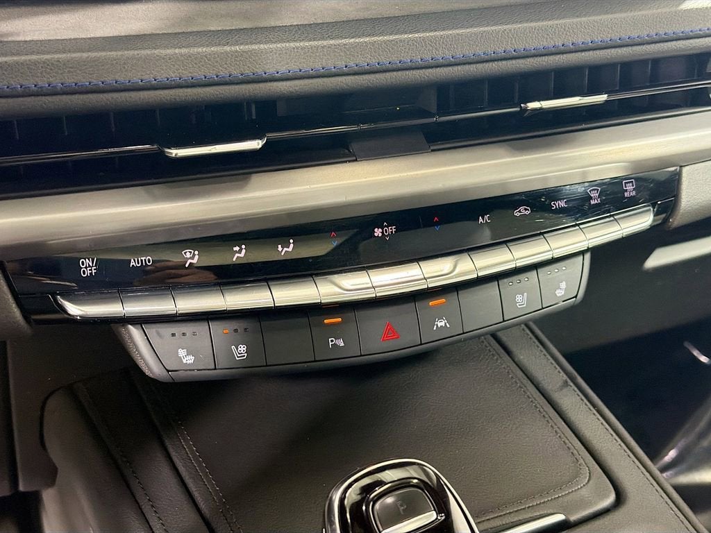 2024 Cadillac XT4 Sport