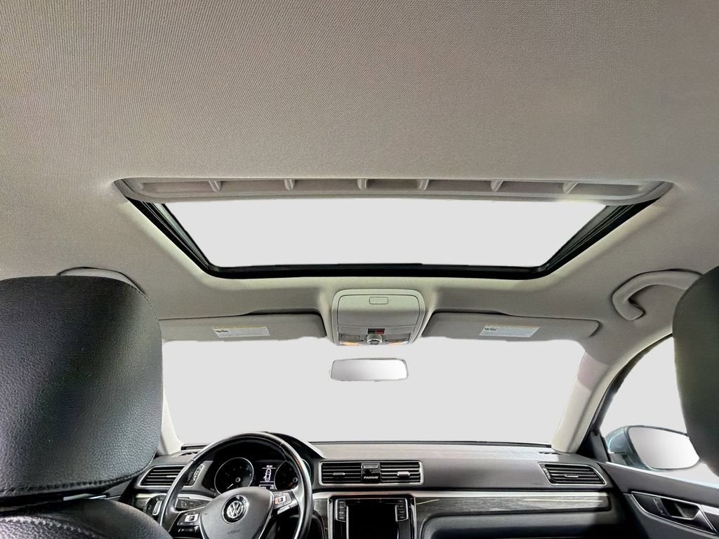 2018 Volkswagen Passat 2.0T SE
