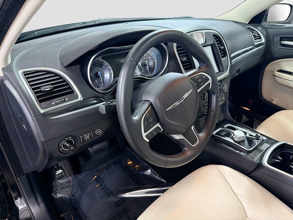 2016 Chrysler 300 Anniversary Edition