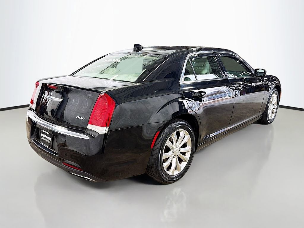 2016 Chrysler 300 Anniversary Edition