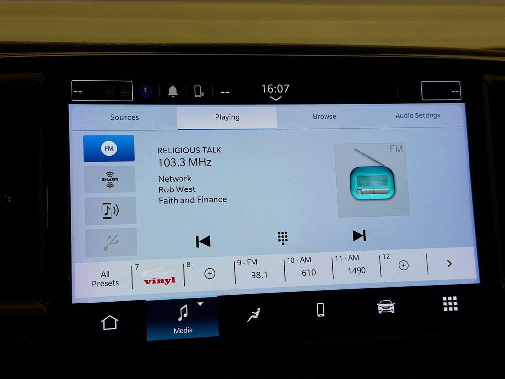 2023 Chrysler Pacifica Touring L