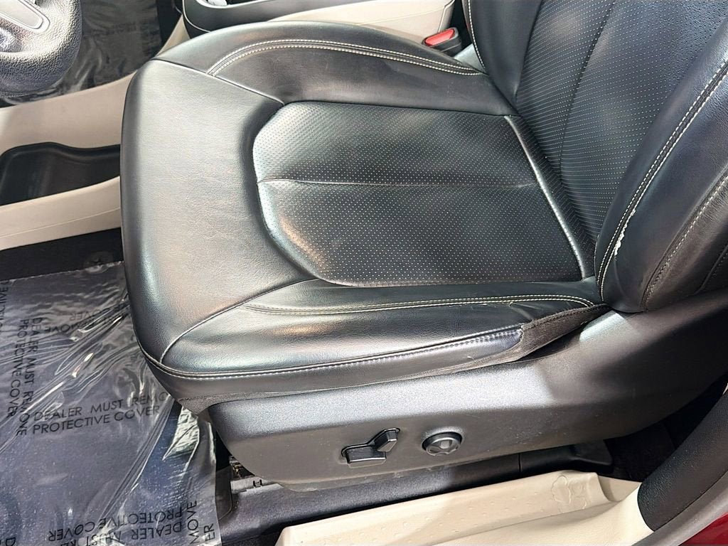 2020 Chrysler Voyager LXI