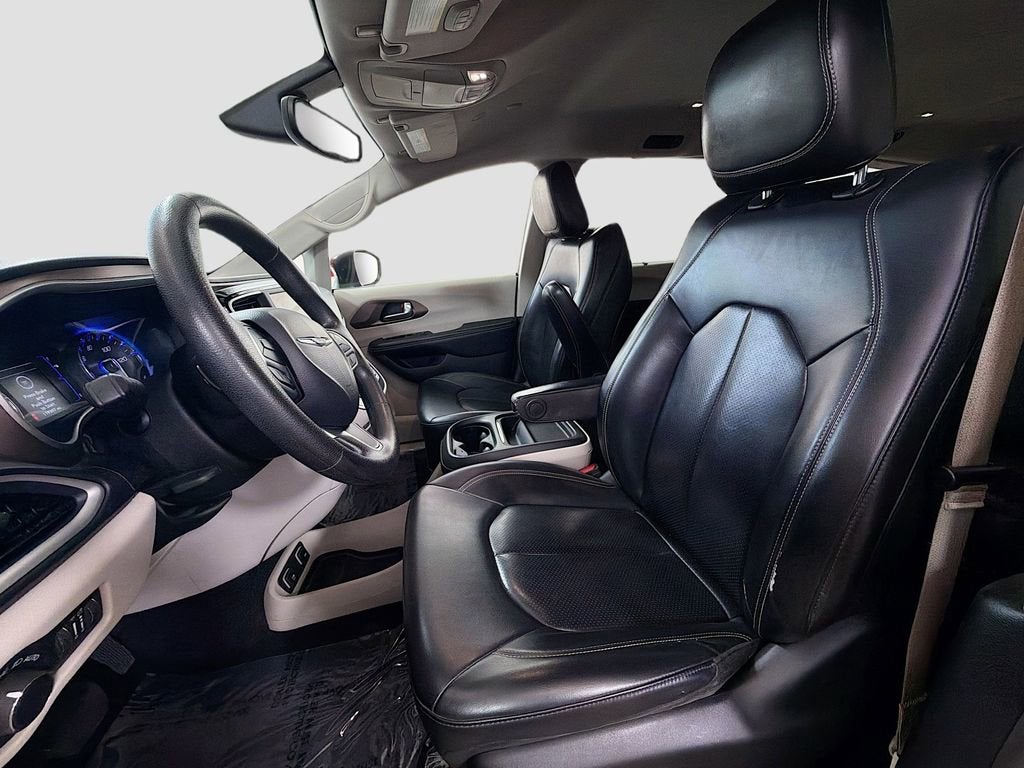 2020 Chrysler Voyager LXI