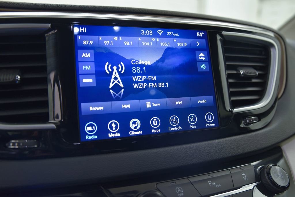 2018 Chrysler Pacifica Touring L Plus