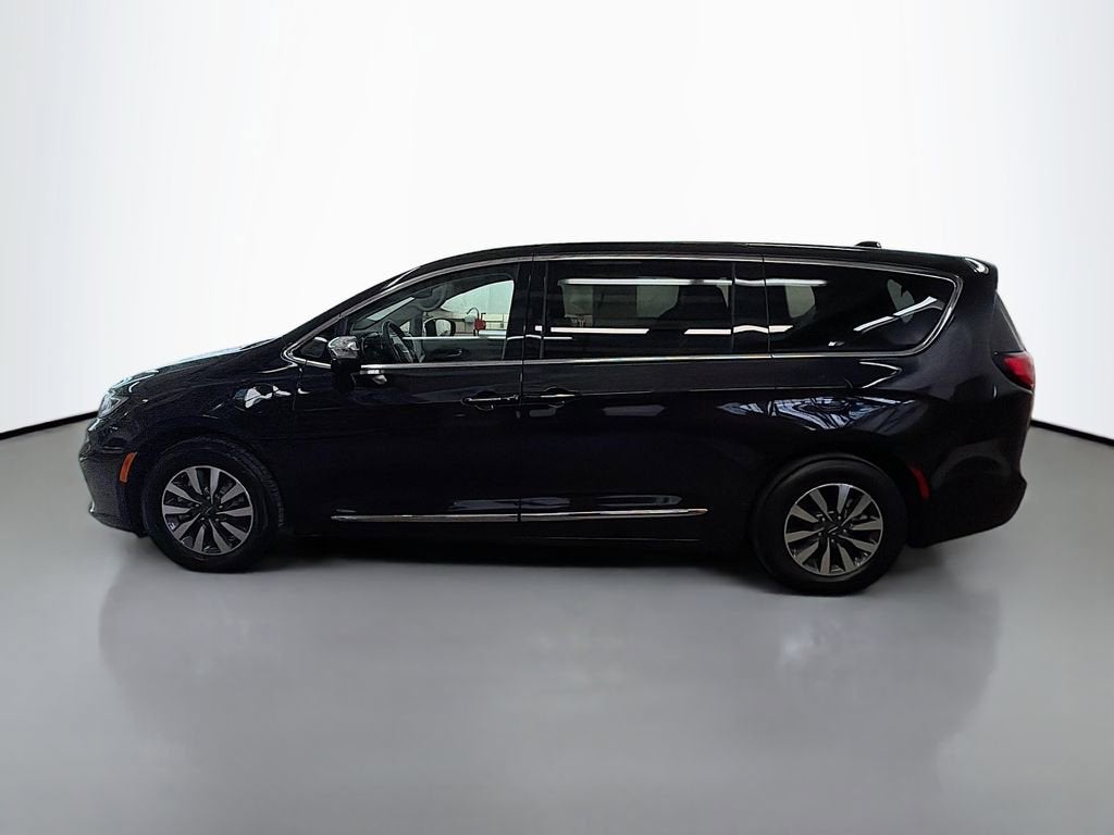 2023 Chrysler Pacifica Hybrid Limited