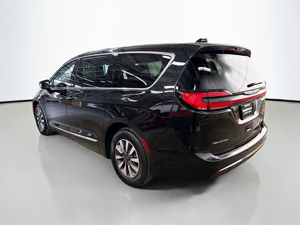 2023 Chrysler Pacifica Hybrid Limited