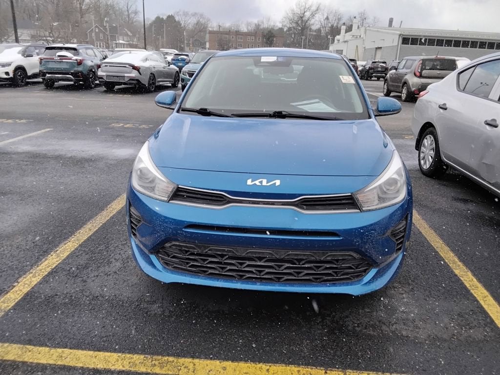 2022 Kia Rio 5-Door S