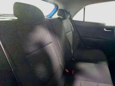 2022 Kia Rio 5-Door S