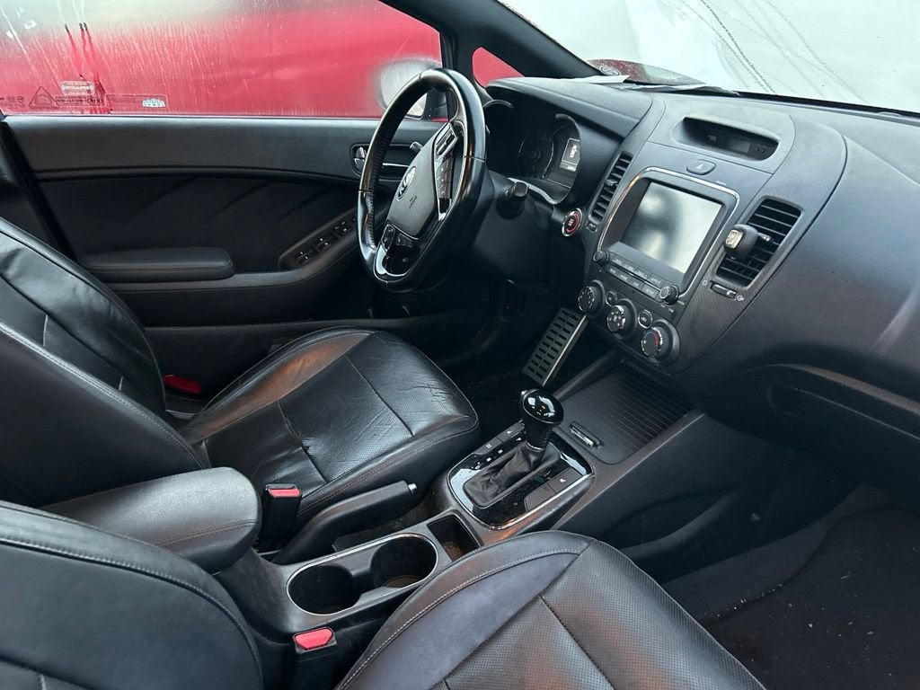 2017 Kia Forte5 SX