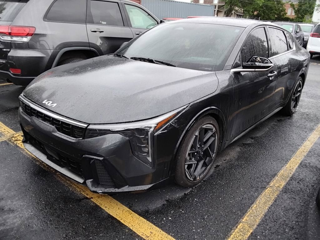 2025 Kia K4 GT-Line