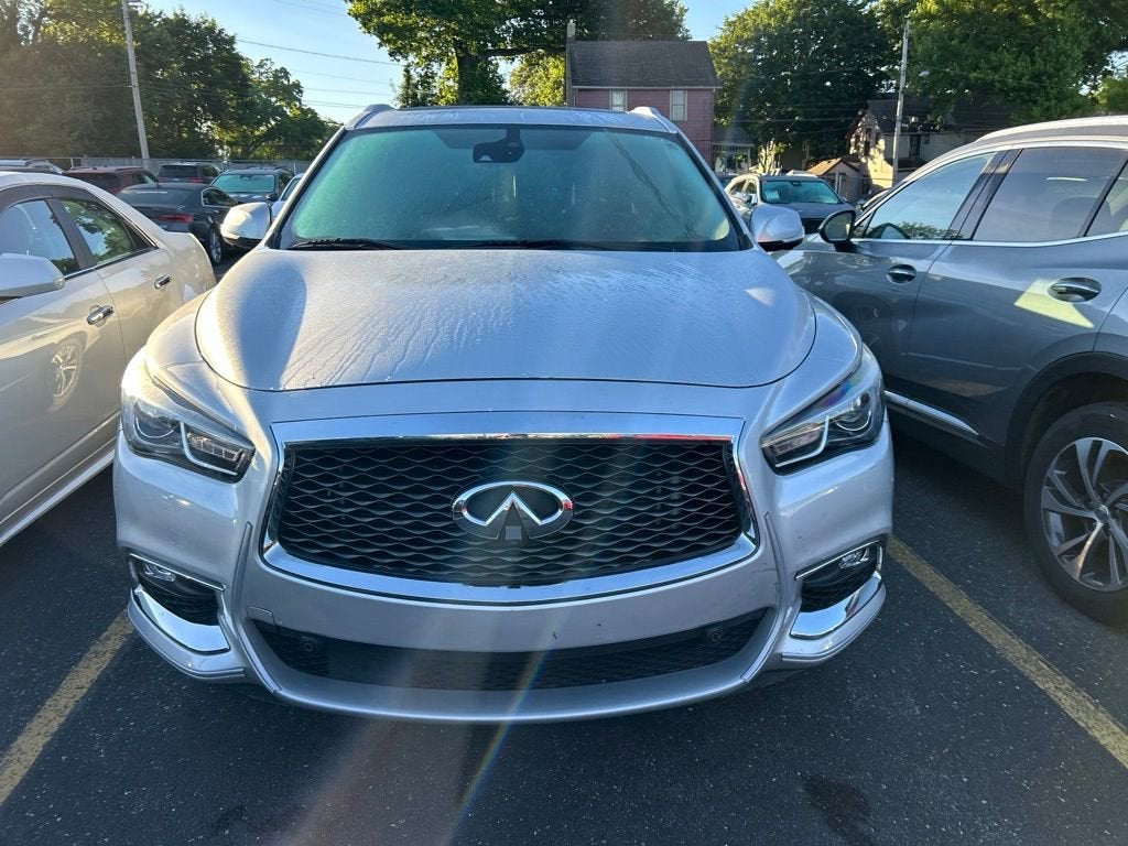 2020 INFINITI QX60 LUXE