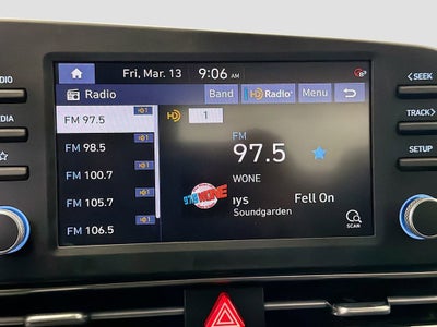 2022 Hyundai Elantra SEL