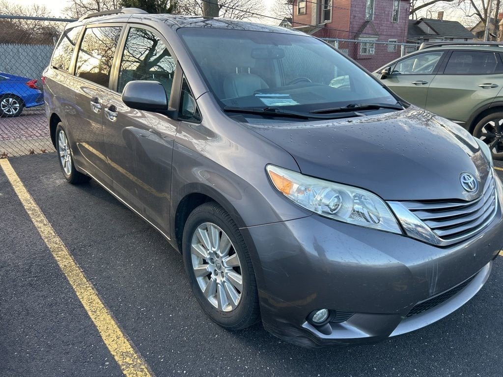2015 Toyota Sienna Ltd