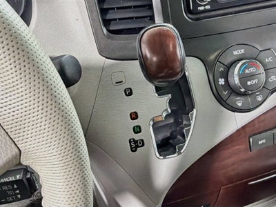 2014 Toyota Sienna XLE