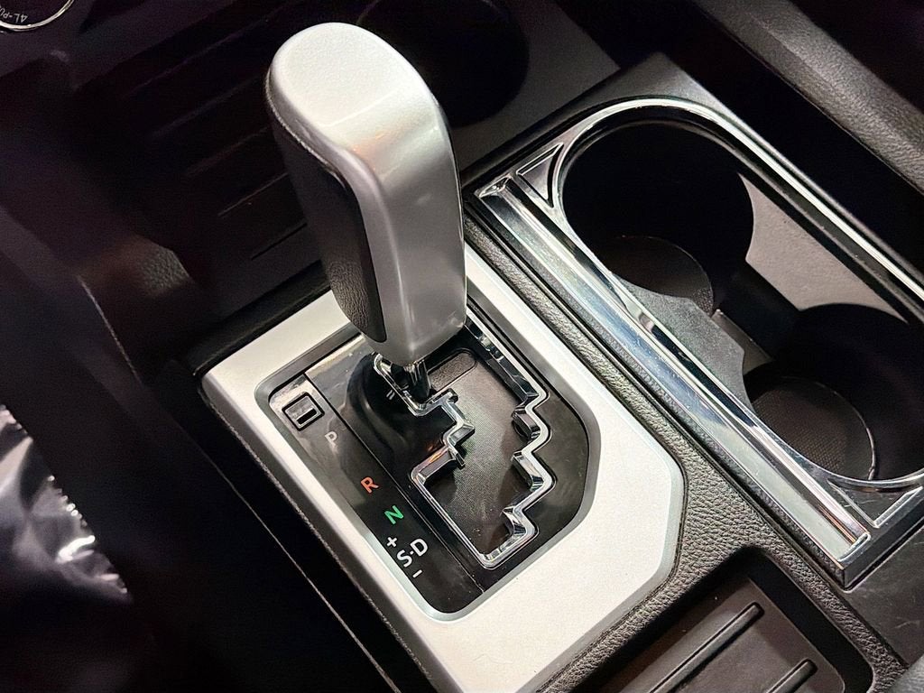 2016 Toyota Tundra 4WD Truck SR5