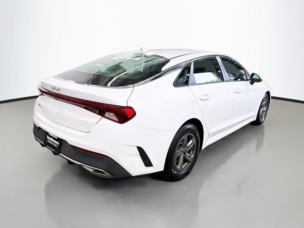 2022 Kia K5 LX