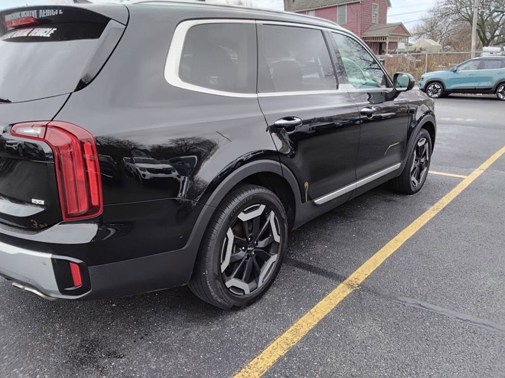 2023 Kia Telluride S