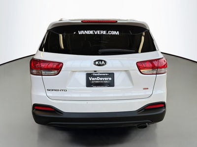 2017 Kia Sorento LX