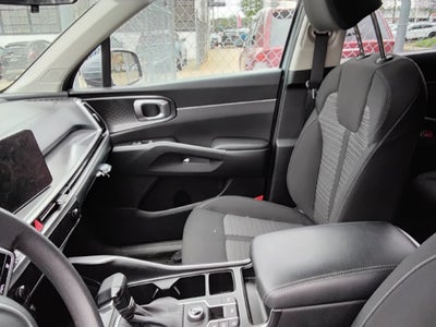 2024 Kia Sorento LX