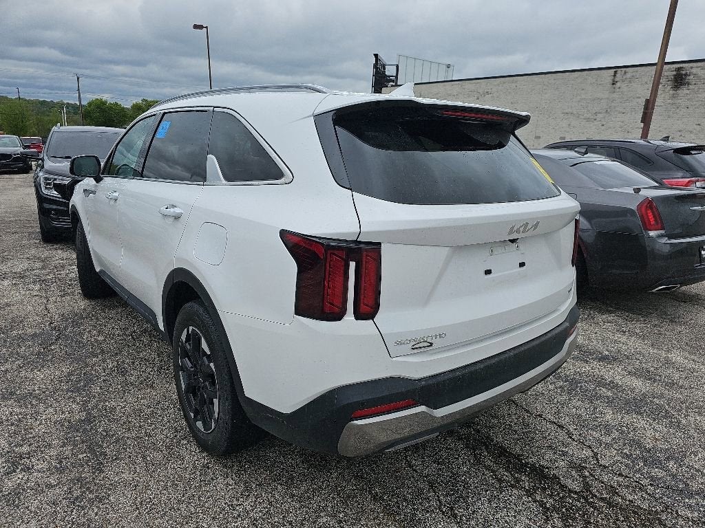 2025 Kia Sorento S