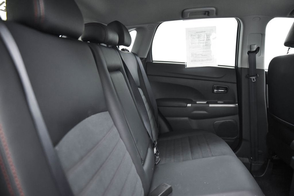 2025 Mitsubishi Outlander Sport S