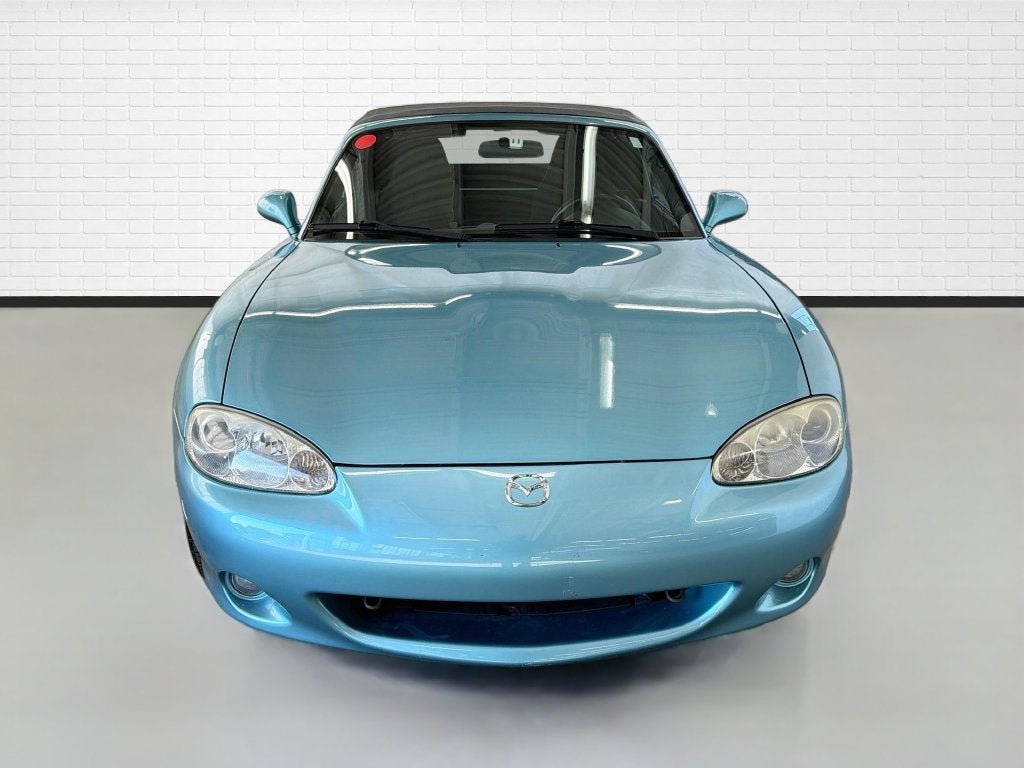 2002 Mazda Mazda MX-5 Miata Cloth