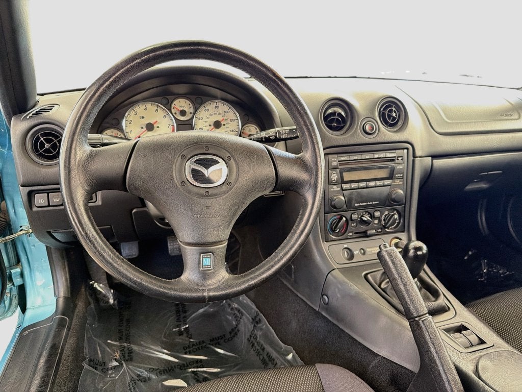 2002 Mazda Mazda MX-5 Miata Cloth