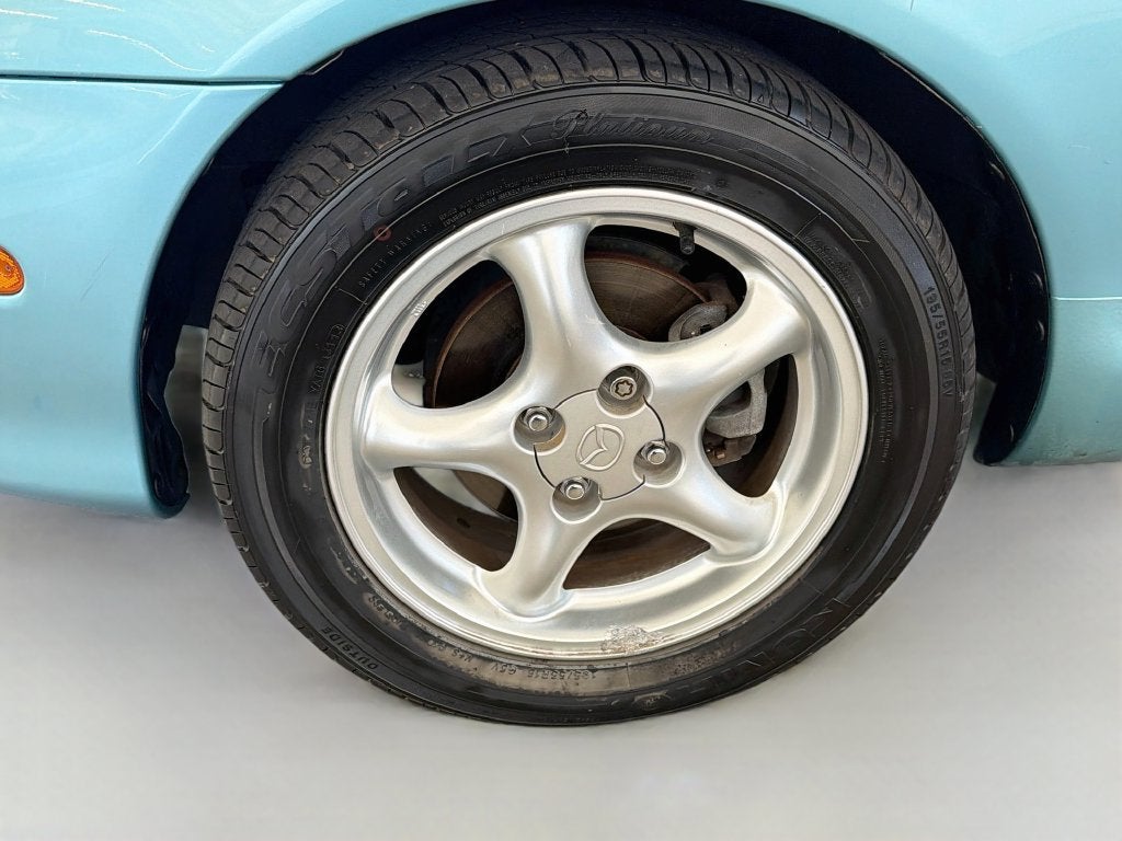 2002 Mazda Mazda MX-5 Miata Cloth