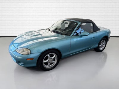2002 Mazda Mazda MX-5 Miata Cloth