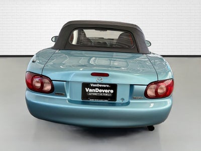 2002 Mazda Mazda MX-5 Miata Cloth
