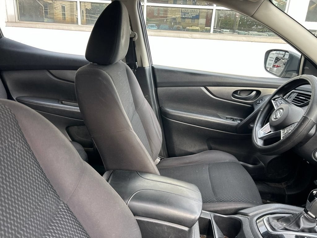 2018 Nissan Rogue Sport S
