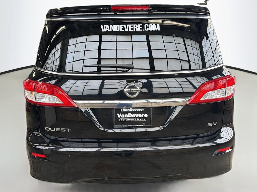 2015 Nissan Quest SV