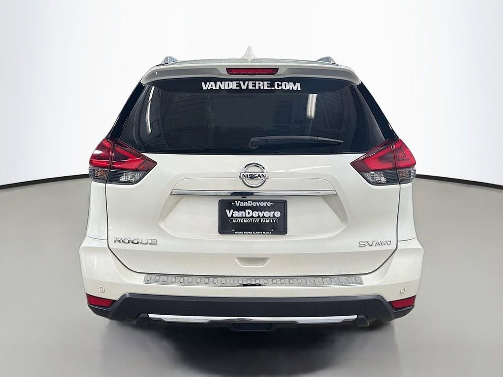 2020 Nissan Rogue SV