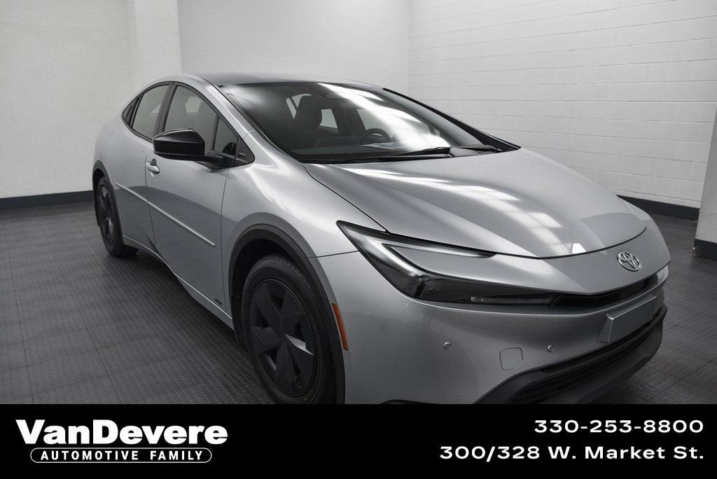 2023 Toyota Prius LE