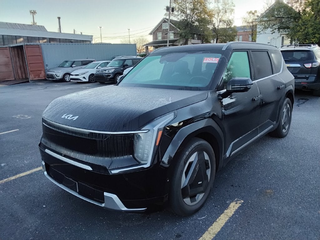 2024 Kia EV9 Land