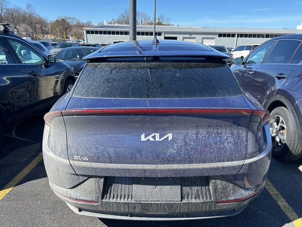 2022 Kia EV6 Wind