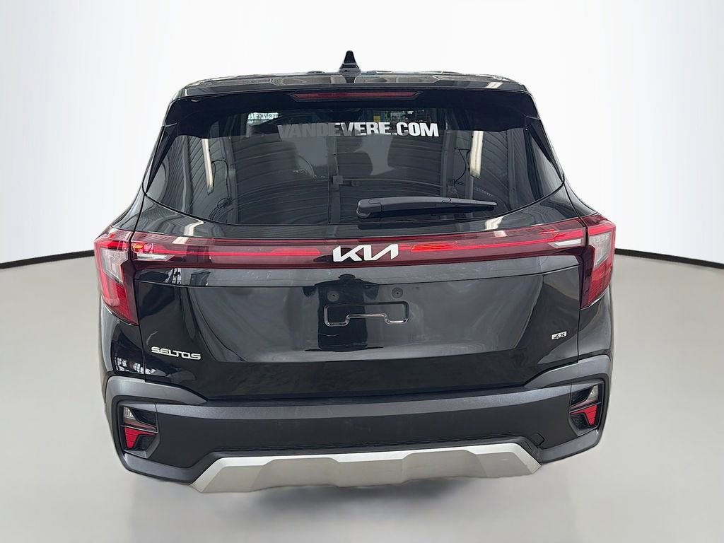2025 Kia Seltos LX