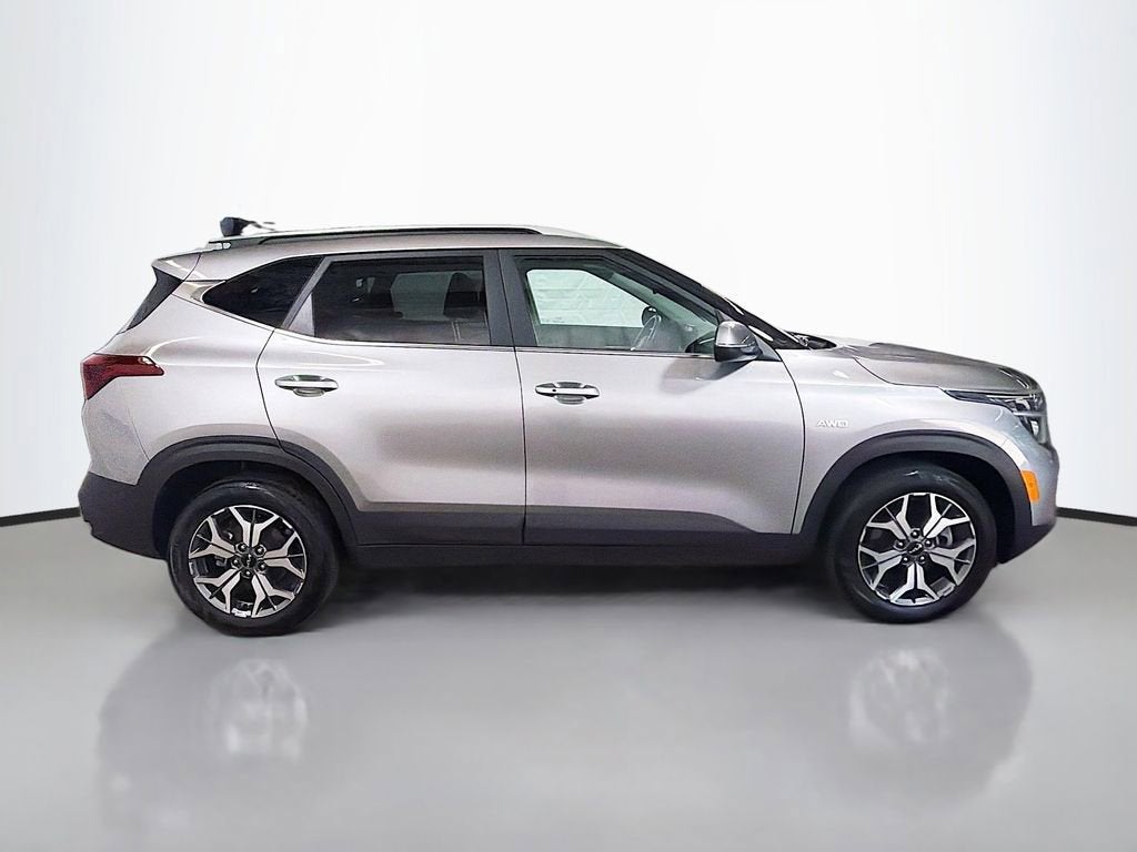 2022 Kia Seltos EX