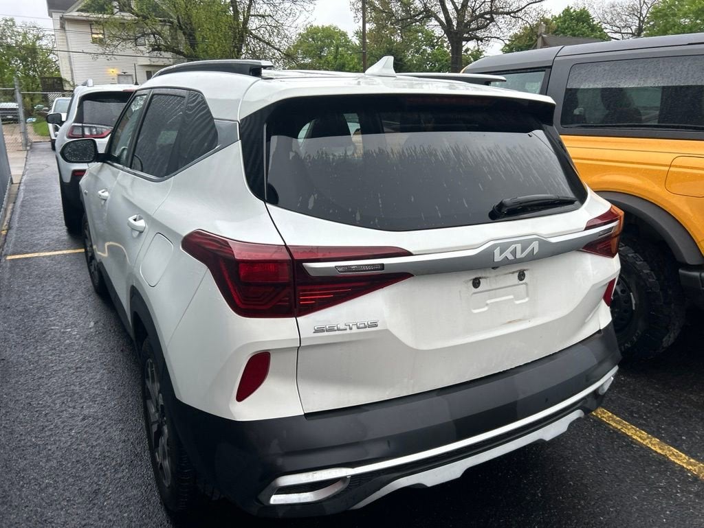 2022 Kia Seltos EX