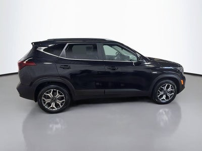 2023 Kia Seltos EX