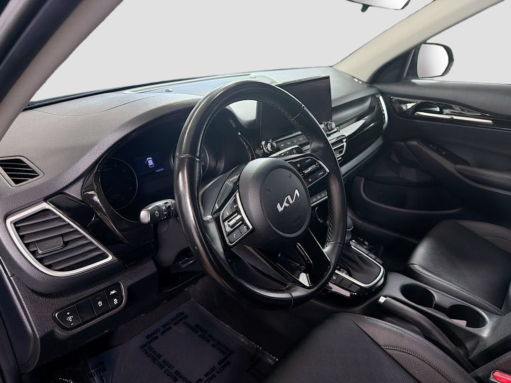 2023 Kia Seltos EX