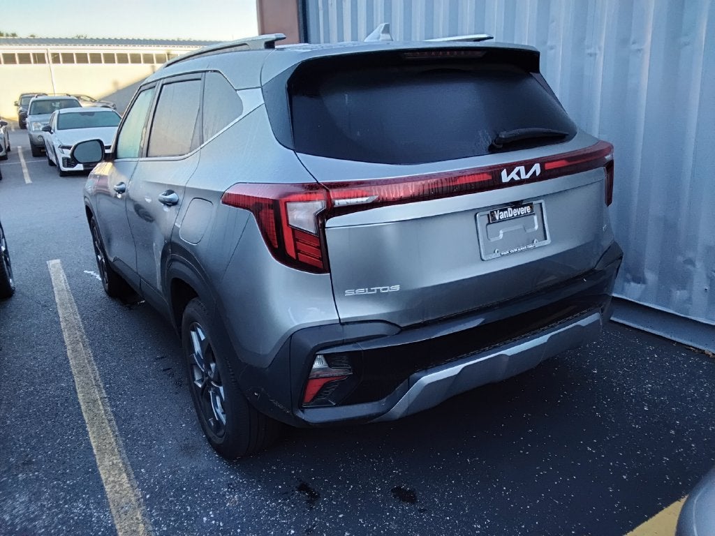 2024 Kia Seltos S