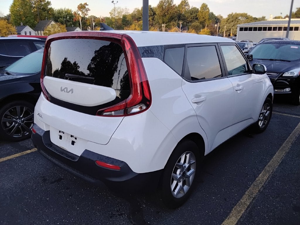 2022 Kia Soul LX