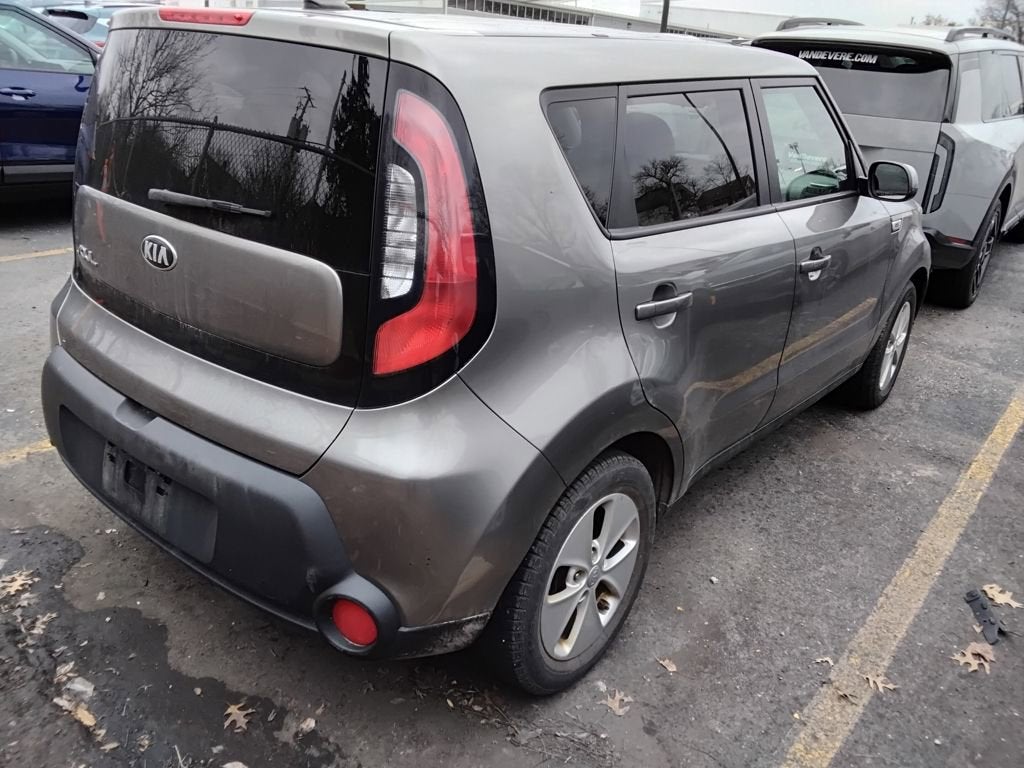 2016 Kia Soul Base