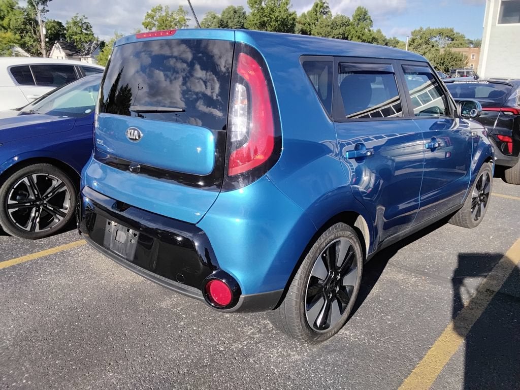 2016 Kia Soul +