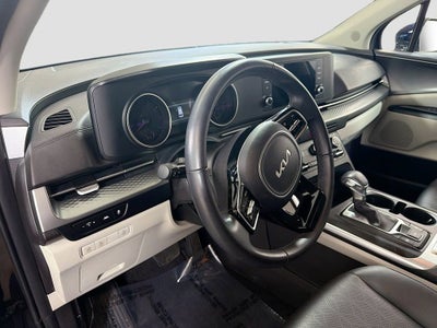 2023 Kia Carnival LX